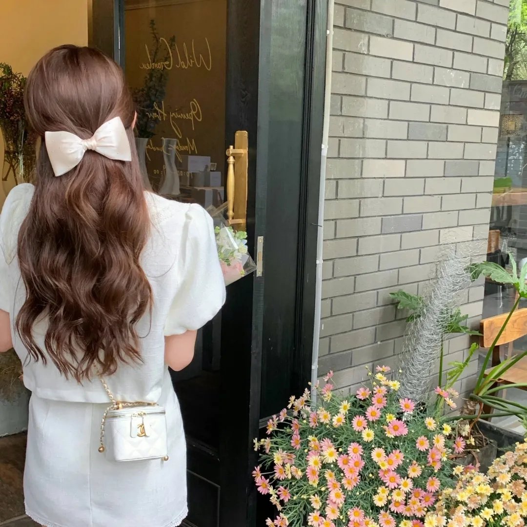 从精神病院出院后我举世无双